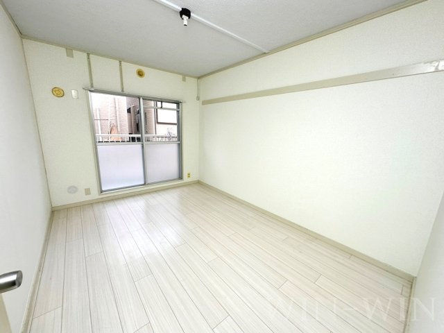 カメリア栄の洋室|イメージ（同建物内別部屋の写真です）