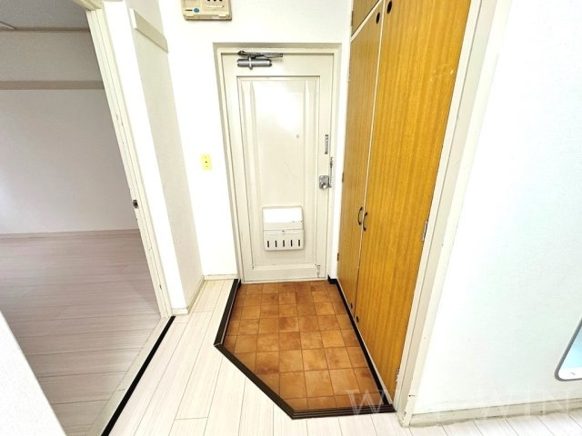 カメリア栄の玄関|イメージ（同建物内別部屋の写真です）