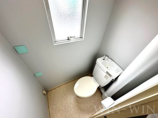 カメリア栄のトイレ|イメージ（同建物内別部屋の写真です）