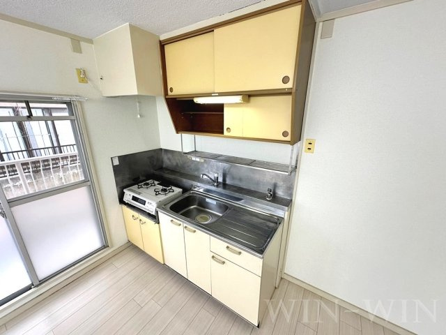 カメリア栄のキッチン|イメージ（同建物内別部屋の写真です）