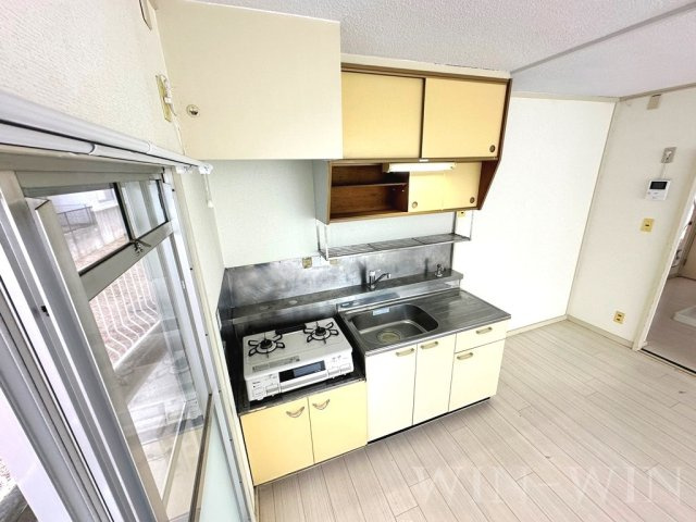カメリア栄のキッチン|イメージ（同建物内別部屋の写真です）