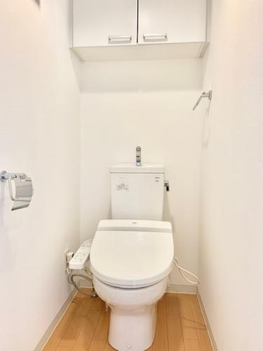 福岡市博多区博多駅南４丁目の賃貸マンションのトイレ