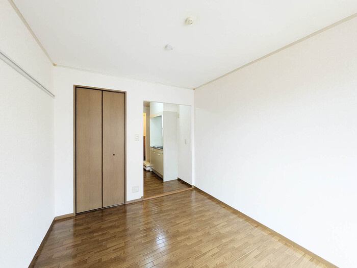 ドルフ御影の寝室