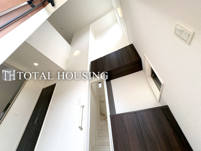 【玄関】 | 【弊社限定物件】八王子市大塚　中古戸建　全1棟
