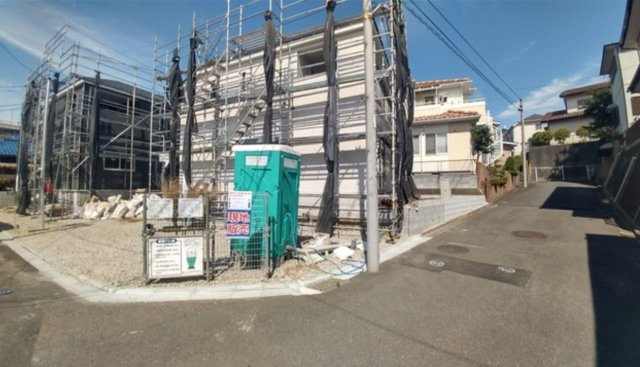横浜市旭区金が谷2丁目 新築戸建て【仲介手数料無料】カースペース3台