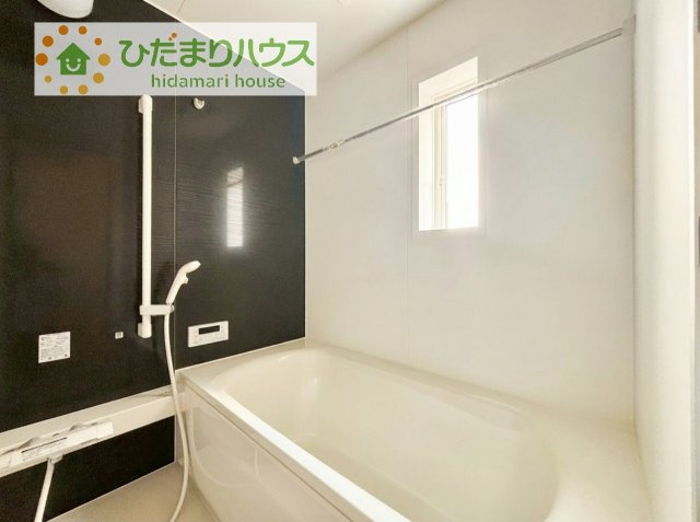 【浴室】 | つくばみらい市小絹第4　新築戸建　5号棟 | 大人が足を伸ばしても十分な広さ！一人でゆっくりくつろぐ時間も大切です！