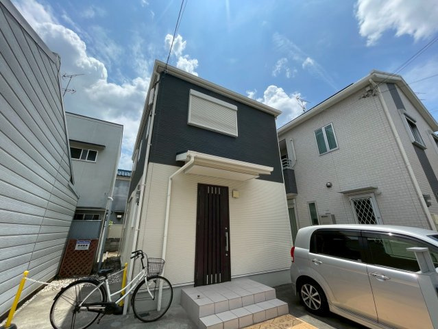 横沼町戸建貸家の外観