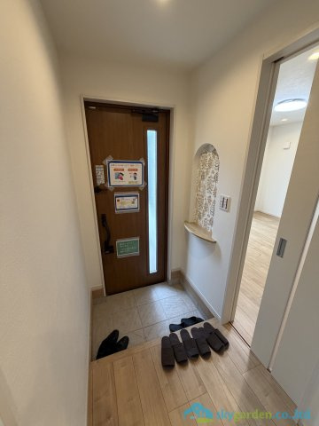 厚木市妻田北3丁目5期　新築戸建　全4棟D号棟の玄関