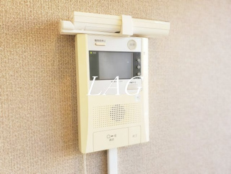 【セキュリティ】 | ソフトタウン赤坂 | モニターつきインターホンです。