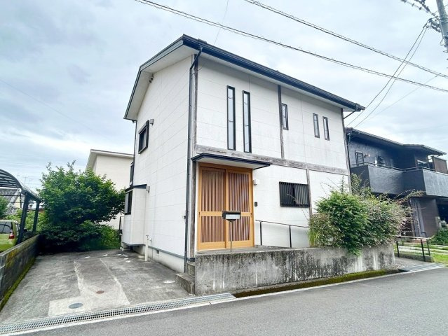 「木の香りに癒やされる住まい」香南市野市町東野　中古一戸建て