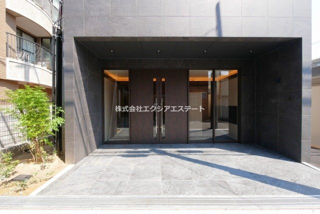 Jino花園町のエントランス