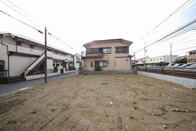 【前面道路含む現地写真】 | 現地見学やご案内は、周辺環境と合わせてエリアの特性を存分にお伝えできるような思いでに残るご案内に努めます。