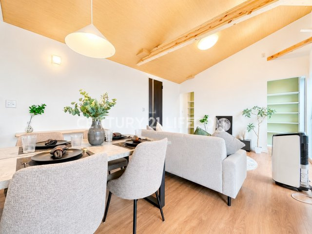 【居間・リビング】 | 小田急線「鶴川」新築分譲 | おしゃれなリビングです