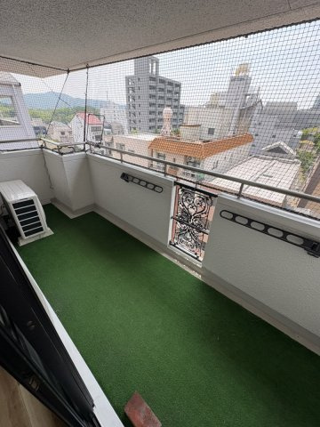 メゾンド岡文館のバルコニー