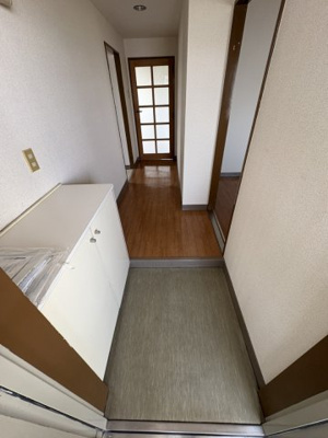 【玄関】 | メゾンド岡文館