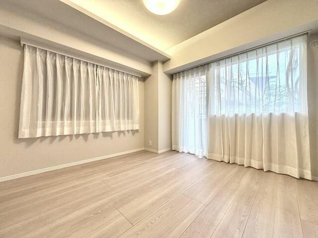 ランドステージ祐天寺の洋室