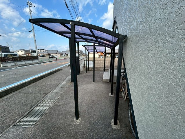 エスポワールの駐車場