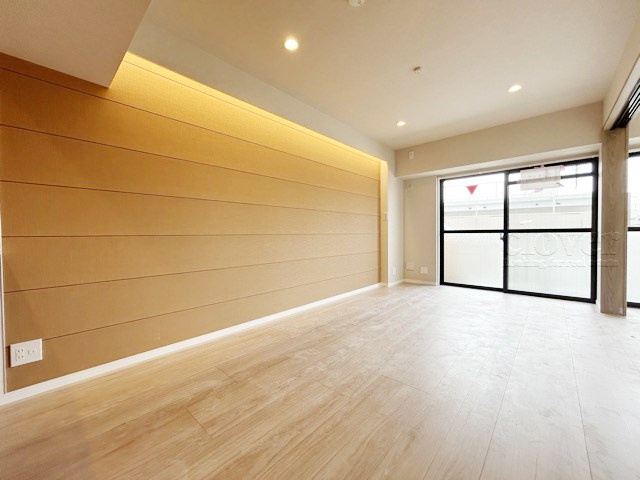 【居間・リビング】 | ライオンズマンション大山西町 | 広くスペースをとってあるLD。この空間に、どのように家具を配置していくのかを考えるのが、住宅購入時のなによりの楽しみです。～即日のご見学可能～　お問合せはお気軽にどうぞ。