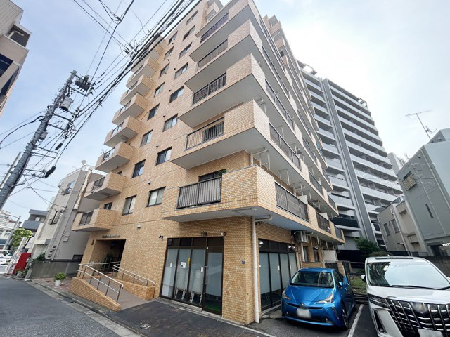 【現況写真】 | ライオンズマンション大山西町 | 前面道路と外観の様子です。～即日のご見学可能～　お問合せはお気軽にどうぞ。