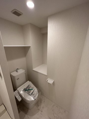 LIME RESIDENCE HIGASHINAKAYAMAのトイレ
