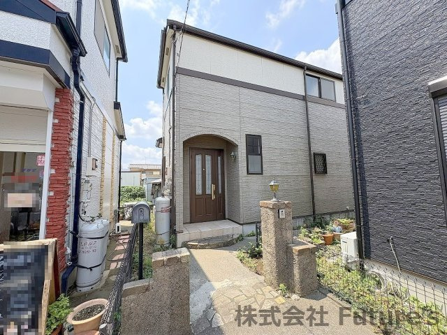 三郷市天神1丁目　中古戸建の外観|TX「三郷中央」駅バス16分『彦野1丁目』停歩1分