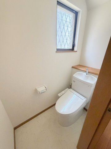 三郷市天神1丁目　中古戸建のトイレ|2023年10月トイレ交換済みです