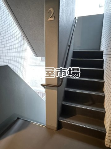 フェルクルール上野根岸のその他共用部分|共用階段