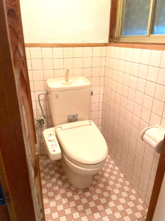 高島市安曇川町青柳中古戸建のトイレ