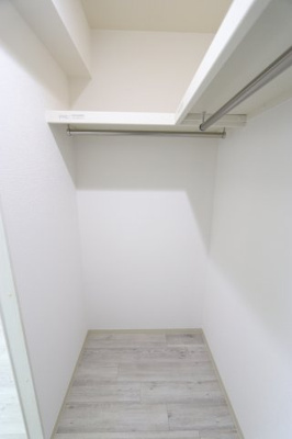 【収納】 | コンフォルト | 6帖の洋室収納になります