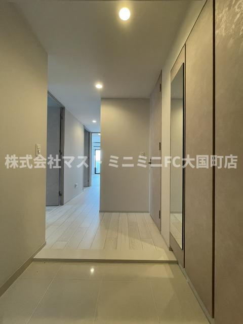 ブランシエスタ上本町の玄関