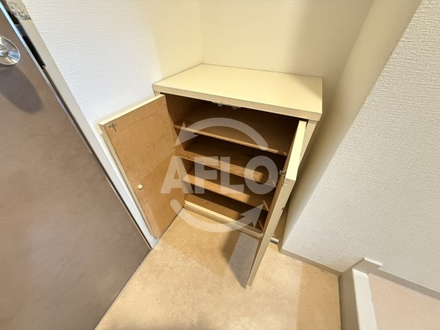 ノイメゾン堀江 堀江小学校の収納|ノイメゾン堀江　SB