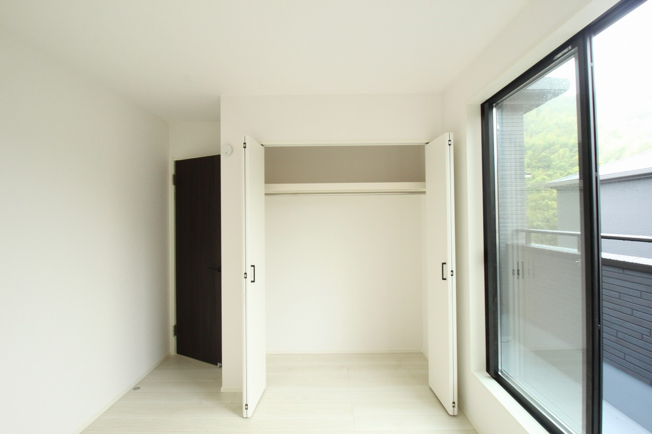 介良乙　新築戸建　1号棟（全2区画）の収納|2F　西の部屋　5.25帖