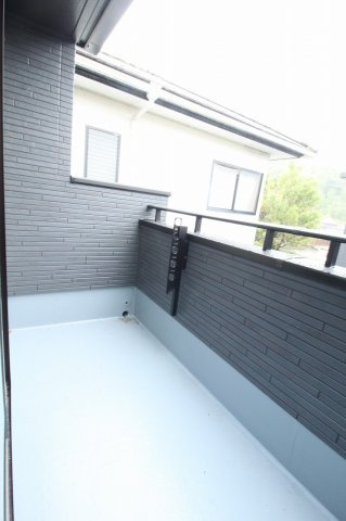 介良乙　新築戸建　1号棟（全2区画）のバルコニー|2F　南東の部屋　7.5帖