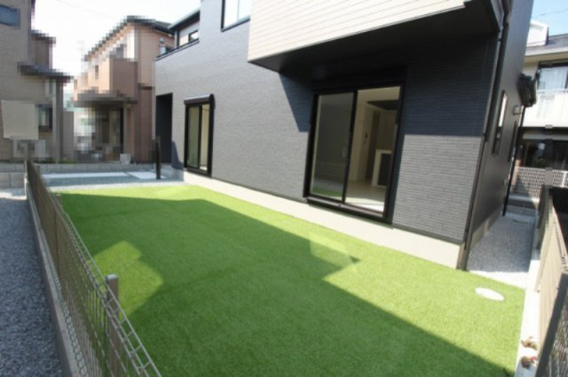 介良乙　新築戸建　1号棟（全2区画）の庭