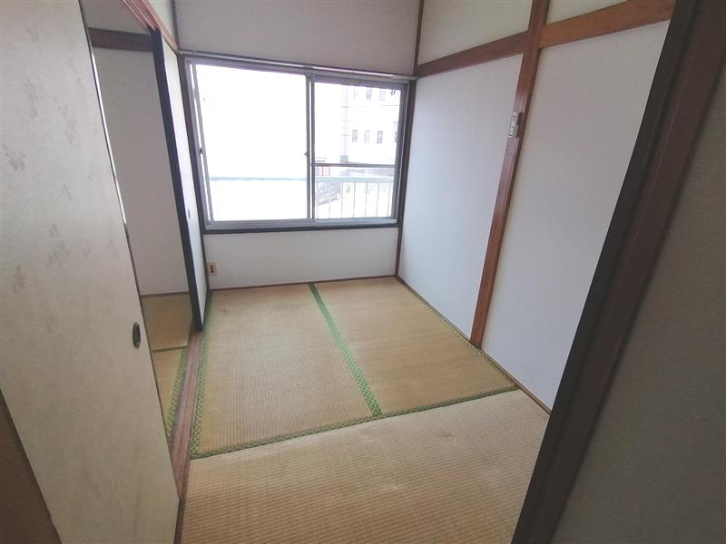 保土田荘の和室