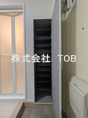 【玄関】 | フラット白馬 | シューズボックス