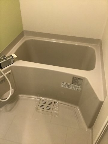 フジパレス吹田ウエストⅤ番館の浴室