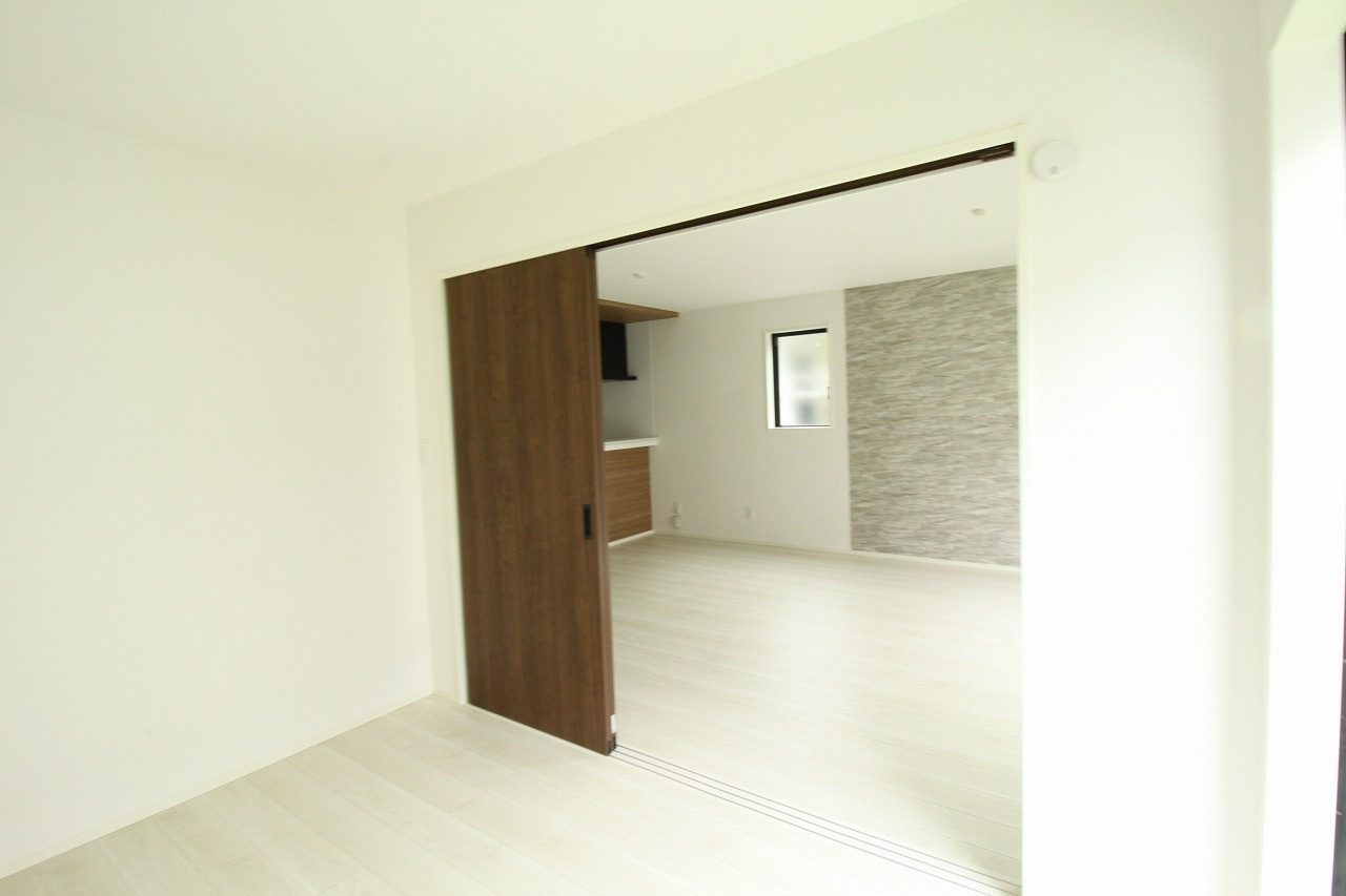 介良乙　新築戸建　2号棟（全2区画）の洋室|1Ｆ　4.37帖