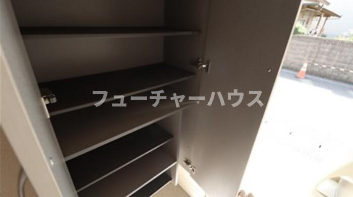 クレセントⅡの玄関