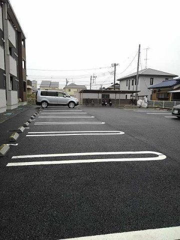ユーハイムⅤの駐車場