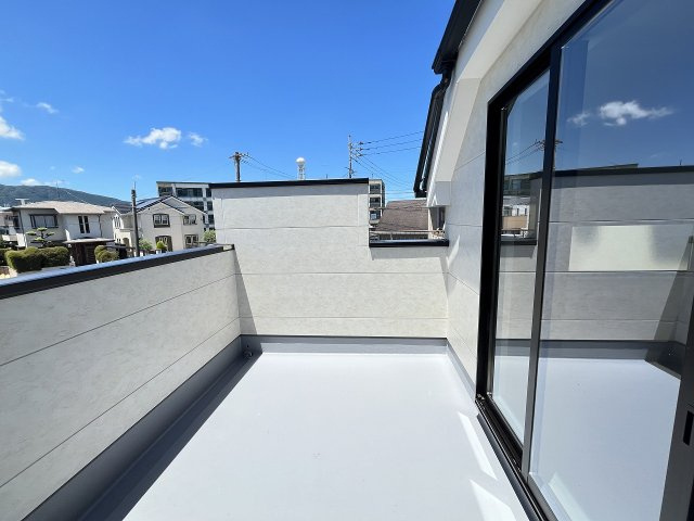 【バルコニー】 | 福岡市南区屋形原1丁目2期　1号棟（全2棟）【仲介手数料無料・0円】 | 現地写真。