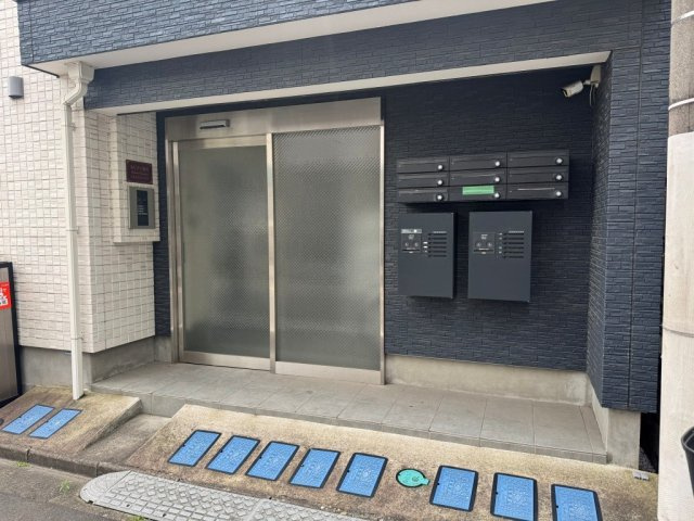 ルピナス清川のエントランス