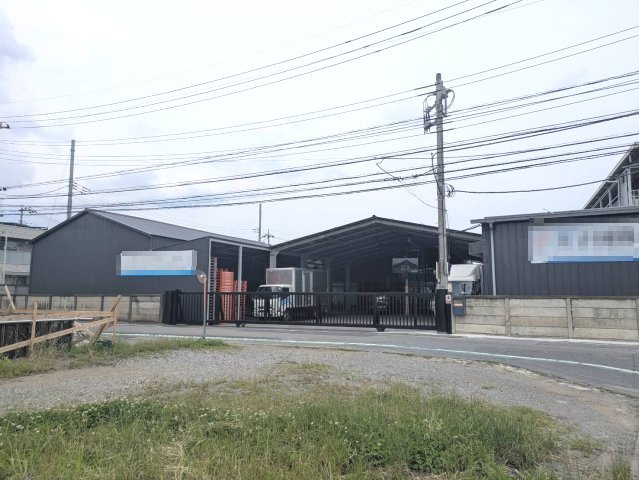 川口市大字安行藤八の倉庫