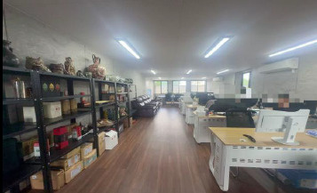 川口市大字安行藤八の倉庫