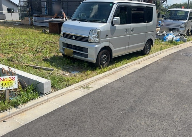 【外観】 | 土地購入を検討されている場合、境界杭がない状態で購入してしまうと境界確定測量をする必要があり、費用がかかります。購入の前に、売主、隣土地所有者立ち合いのもと境界を確定し境界杭を設置するのがベストです。