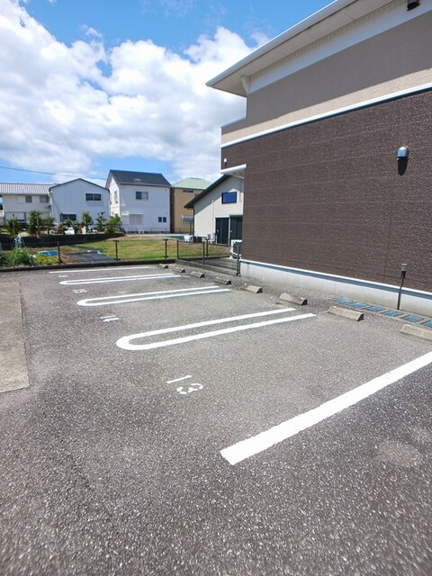 サニースクエア　Ａの駐車場|駐車場