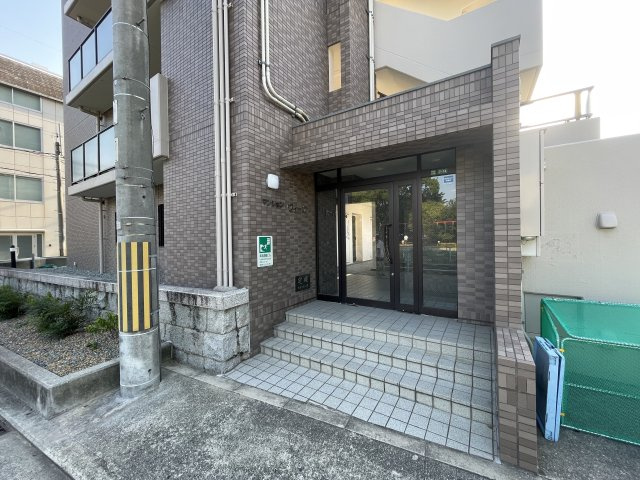 マンションヴィーガのエントランス