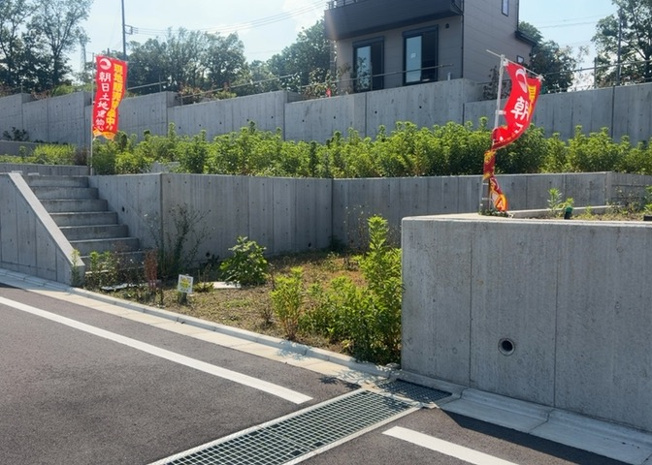 【前面道路含む現地写真】 | ハザードマップは自然災害による被害を予測し、その被害範囲を地図上で表したものです。近年特に災害が多くなっていますので、事前に調査すると安心できます。ハザードマップは国交省のホームページをご覧ください。