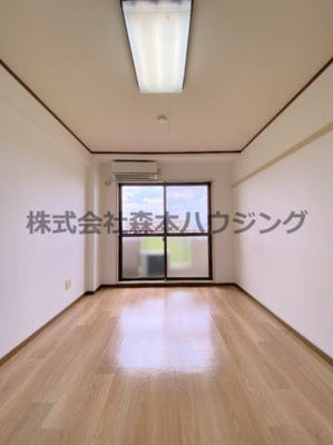 【洋室】 | 　エリトール津田 | ゆったりした洋室です