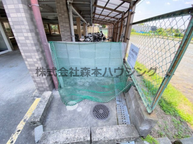 【その他共用部分】 | 　エリトール津田 | 専用ごみ置き場です
